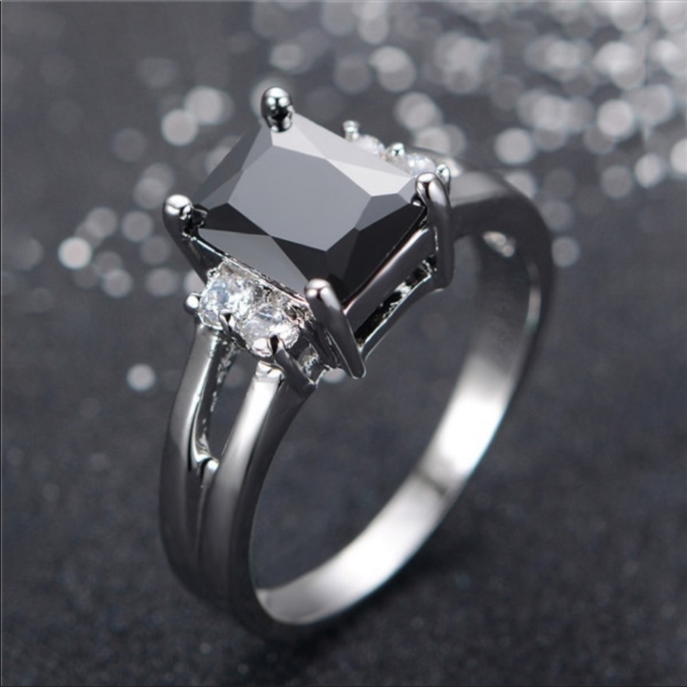 FASHION WOMEN’S RING - Picture 6 of 8